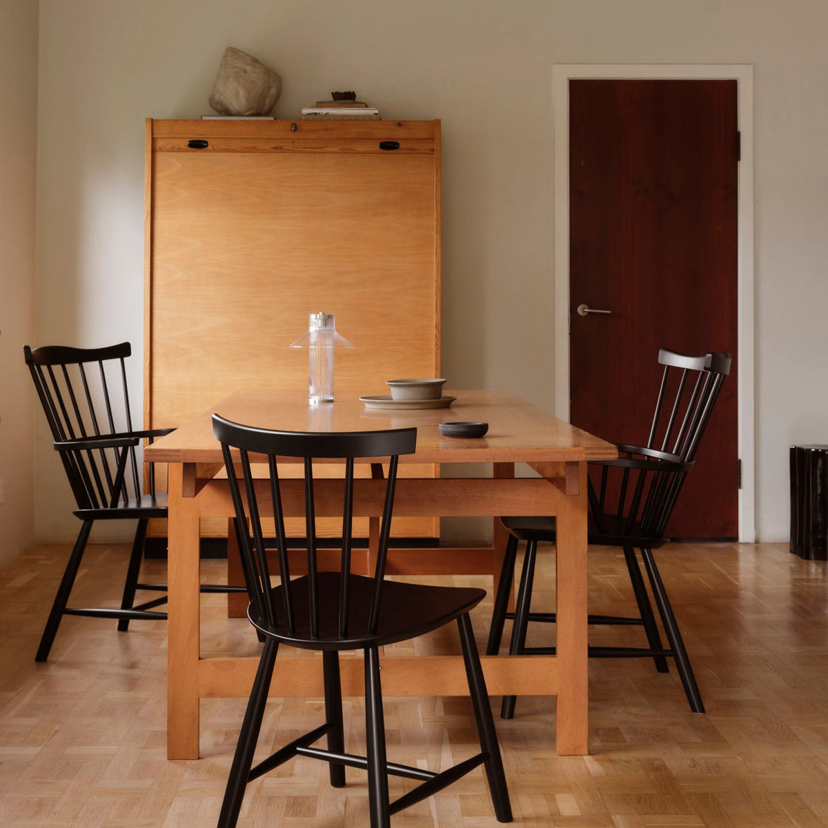 J46 - Chair - 2 pcs - Beech - Jet Black