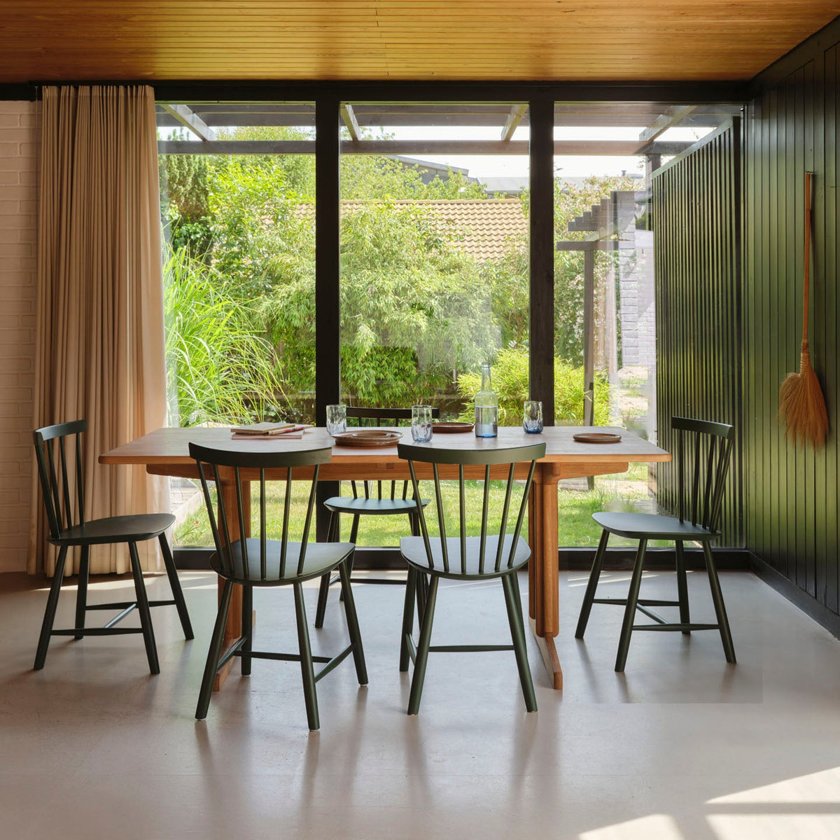 J46 - Chair - 2 pcs - Beech - Bottle Green