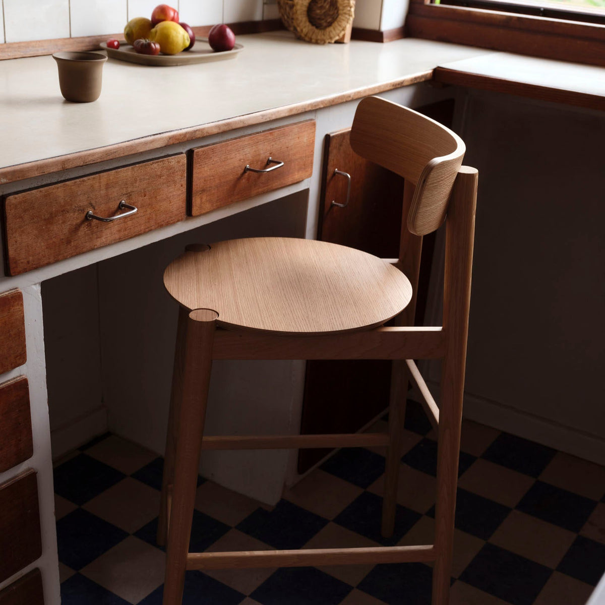 J185 Øst - Counter chair - Oak